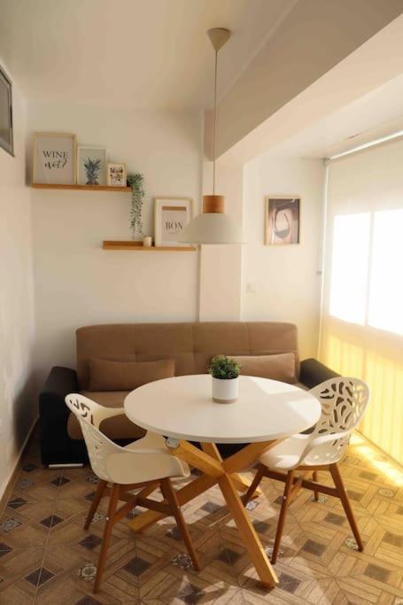 Precioso Apartamento Con Vistas Al Mar. Piscina. Valencia Exterior photo